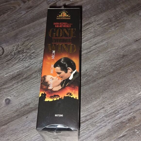 GONE WITH THE WIND VHS TAPE SEALED BRAND NEW CLARK GABLE VIVIEN LEIGH MCDANIEL - Picture 2 of 4